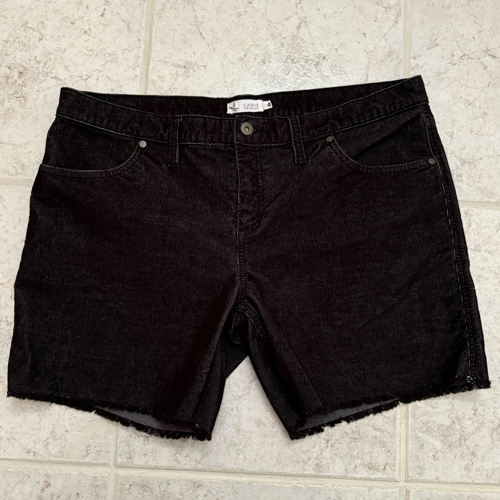 OAHU 6” SHORTS by Carve Designs. Size 12